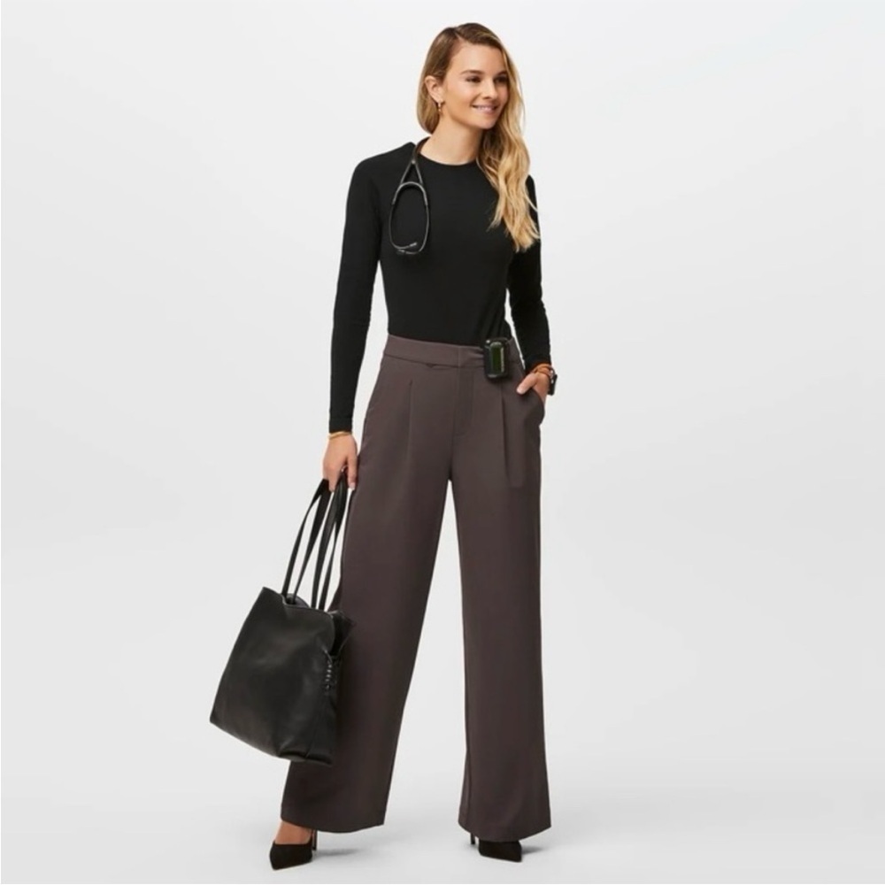 Figs Pro Brown/Purple Wide Leg Scrubs Pants Size Small Medical Work Doctor Nurse